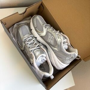NWT in box New Balance Women's 530 Sneaker
